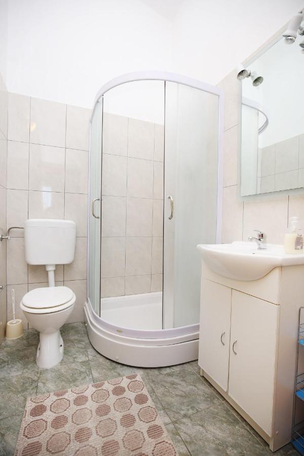 Apartmani Buca Биоград-на-Мору Экстерьер фото