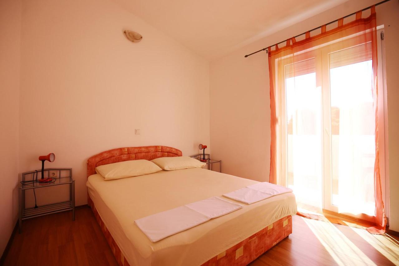 Apartmani Buca Биоград-на-Мору Экстерьер фото
