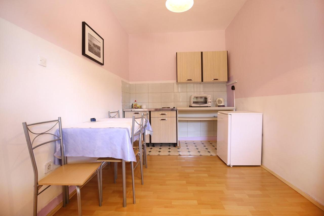 Apartmani Buca Биоград-на-Мору Экстерьер фото
