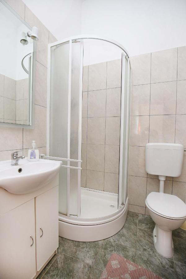 Apartmani Buca Биоград-на-Мору Экстерьер фото