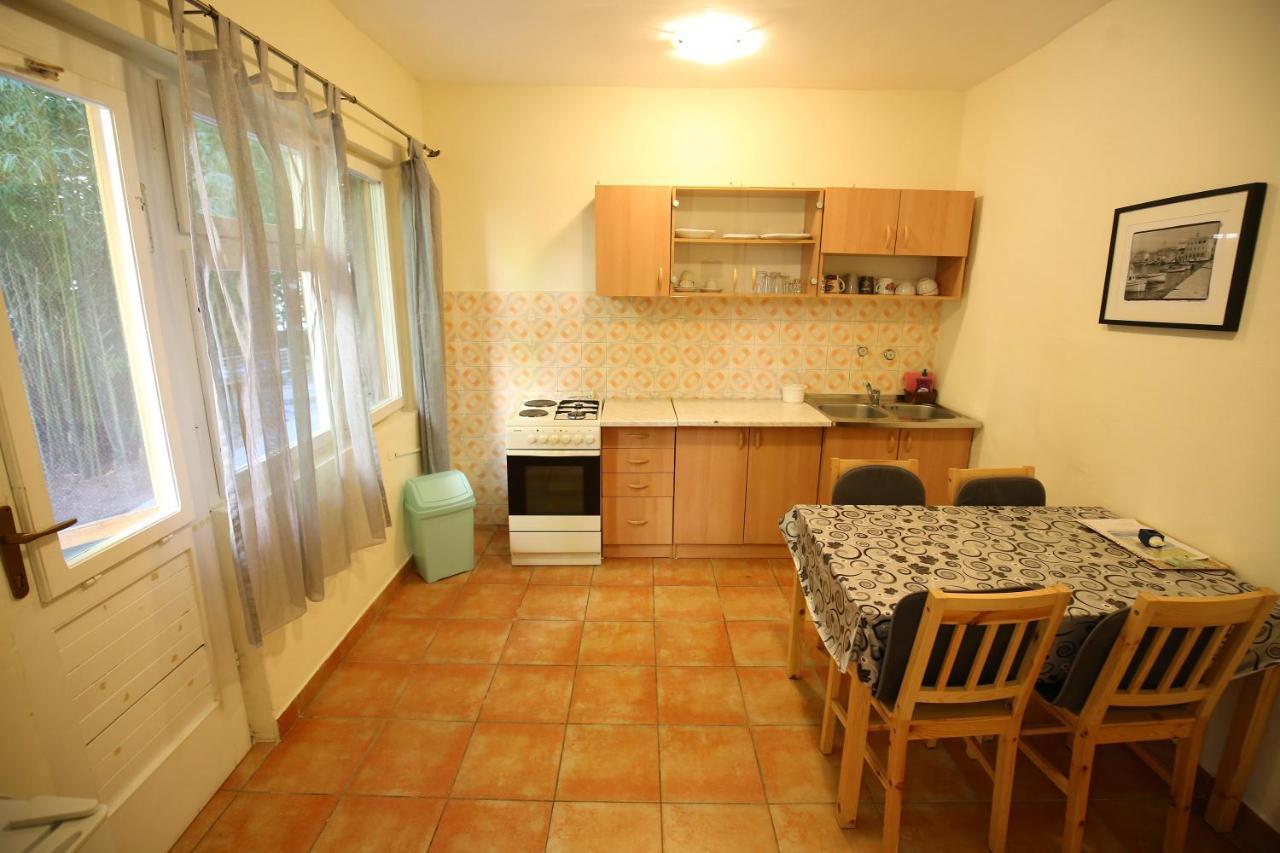 Apartmani Buca Биоград-на-Мору Экстерьер фото