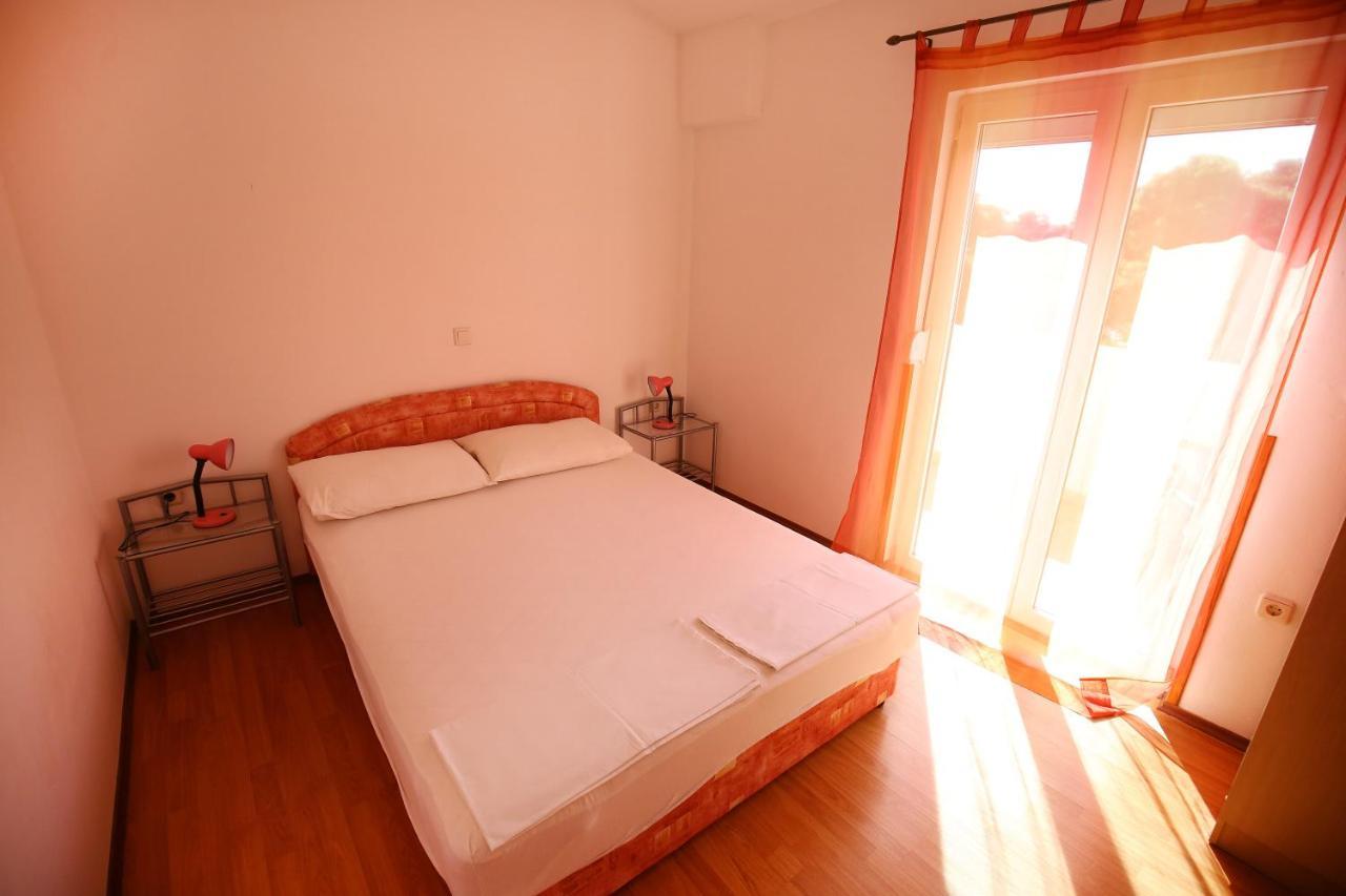 Apartmani Buca Биоград-на-Мору Экстерьер фото